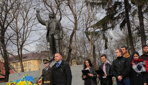 У Львові вшанували пам'ять В`ячеслава Чорновола
