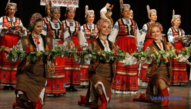 Концерт Закарпатського народного хору на честь Шевченка зібрав повний зал у Будапешті