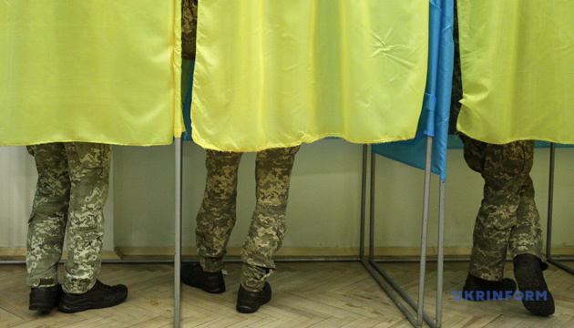 【大統領選挙】開票５０％、ゼレンシキー候補リード変わらず、次点はポロシェンコ候補