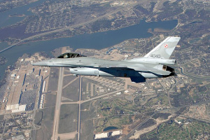 Польські F-16 двічі за останні дні перехоплювали літак-розвідник РФ над Балтійським морем