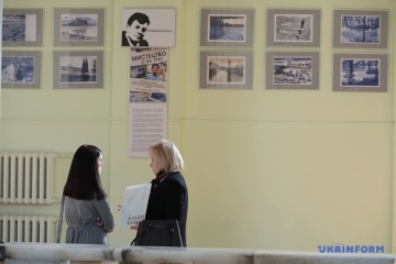 Se inauguró una exposición de las pinturas de Súshchenko en el Ayuntamiento de Kyiv (Fotos)