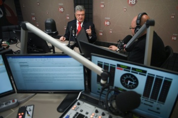Порошенко доручив СБУ перевірити доцільність участі Медведчука на переговорах у Мінську