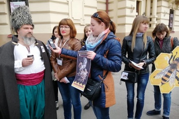 У Херсоні провели акцію на захист бджіл