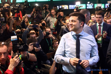Zelensky gets 73.2% of vote, Poroshenko 25.3% in presidential run-off – National Exit Poll