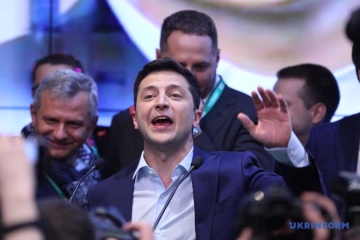 Zelensky wins 73.7% of vote, Poroshenko gets 26.3% - exit poll ordered by 112 Ukraine