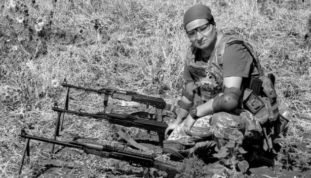 У загиблої на Донбасі кулеметниці Яни Червоної залишилися двоє дітей