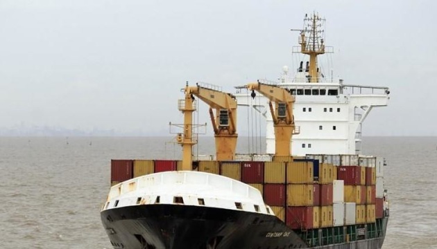 Пірати атакували контейнеровоз у Гвінейській затоці