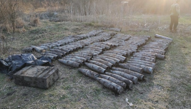 На Луганщині знайшли склад боєприпасів 