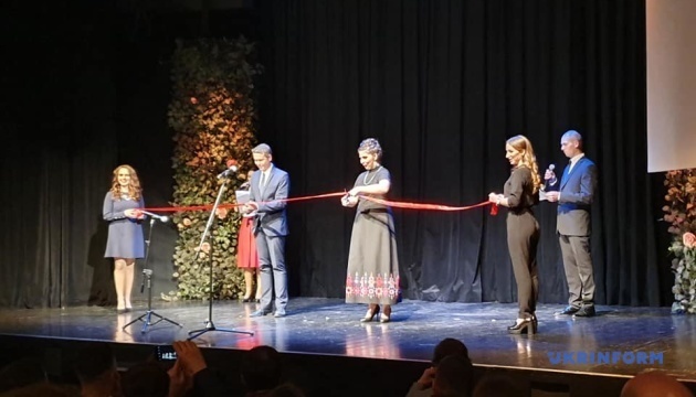 W Krakowie rozpoczął się Międzynarodowy Festiwal Teatru Ukraińskiego „Wschód-Zachód”  (Wideo, Zdjęcia)