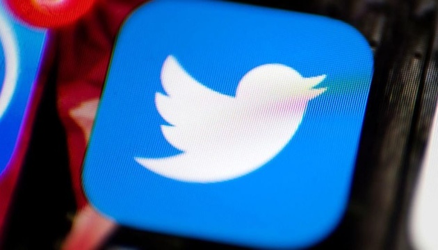 Не більше 400: Twitter “урізав” кількість акаунтів для щоденної підписки