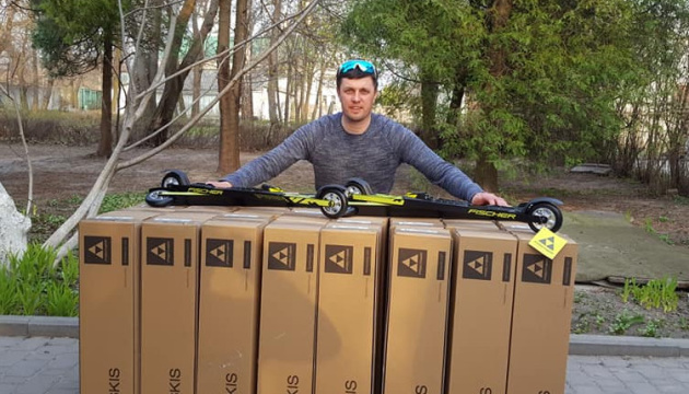 Українські біатлоністи отримали 50 сучасних лижоролерів