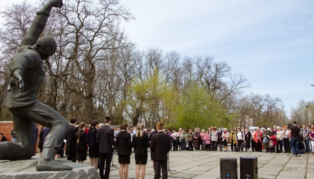 У Дніпрі вшанували пам’ять жертв нацистських концтаборів