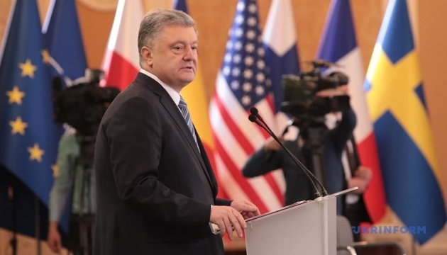 Poroshenko: No alternative to UN peacekeeping mission in Donbas