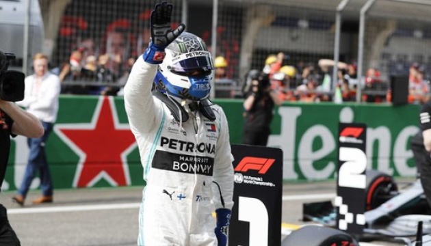 Формула-1: Боттас виграв кваліфікацію Гран-прі Китаю