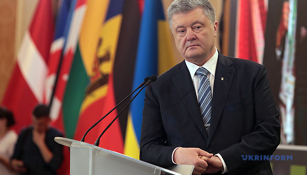 Poroshenko wins in overseas electoral district