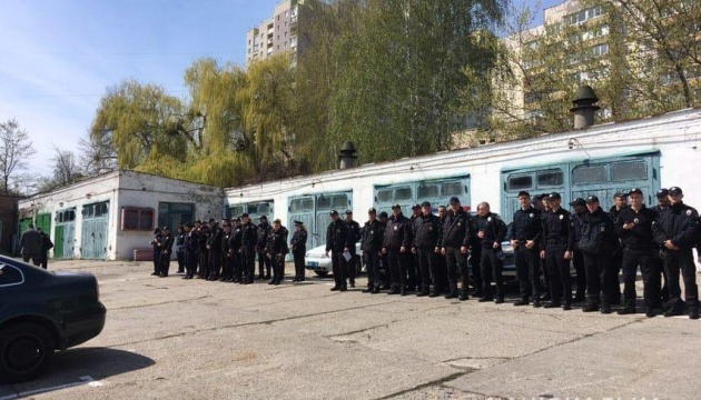 Поліція взяла під цілодобову охорону окружкоми на Київщині
