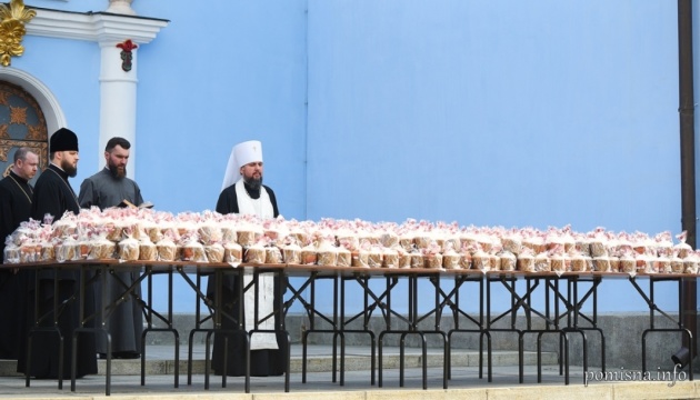 1000 Osterbrote (Paska) für die Ostukraine - Fotos
