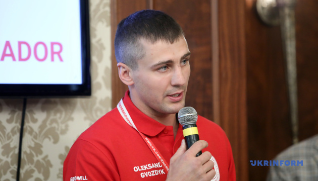 Гвоздик став першим Послом доброї волі Червоного Хреста України