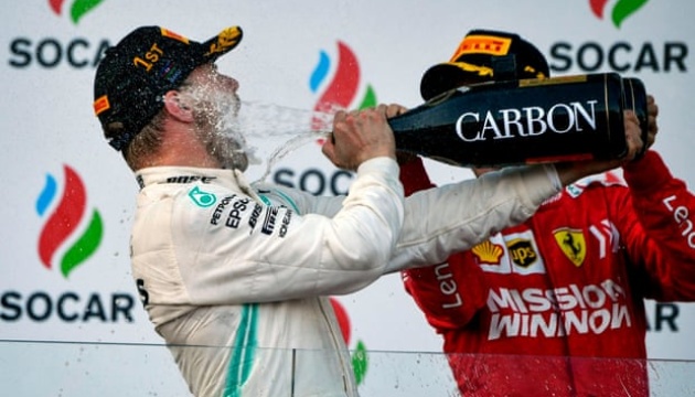 Формула-1: Боттас виграв Гран-прі Азербайджану і очолив загальний залік