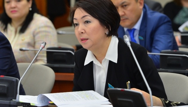 Вперше в історії Казахстану в президенти балотується жінка