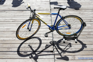Амстердам передасть Україні дві тисячі забутих велосипедів
