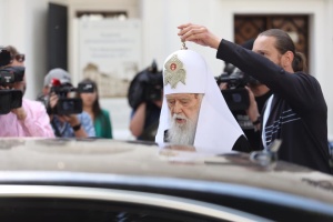 Роспропаганда використовує смерть патріарха Філарета для просування фейків про ПЦУ