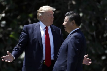 Трамп атакує митом Китай, але одним Китаєм не обійдеться…