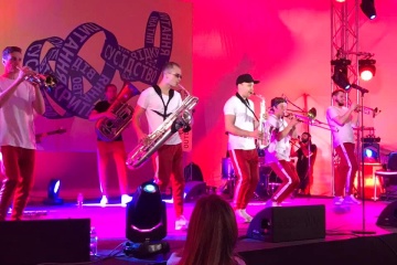 Гурт HeartBeat Brass Band закрив цьогорічний «Книжковий Арсенал»