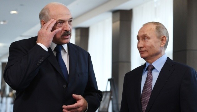 Лукашенко перед гамлетівським вибором, на кону – доля Білорусі