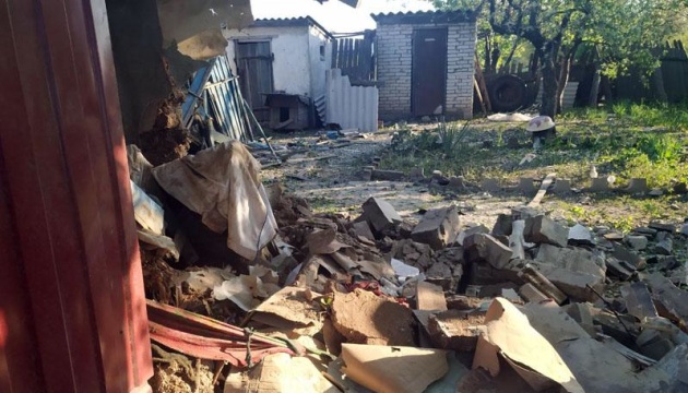 Les mercenaires russes ont pilonné Maryinka : six bâtiments endommagés (photos)