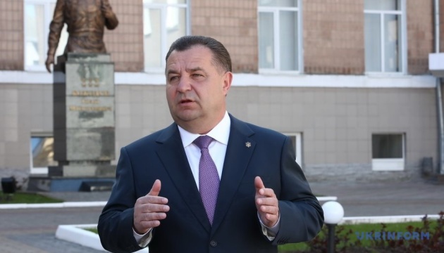 Полторак заявив, що готовий доповісти Зеленському про стан ЗСУ 