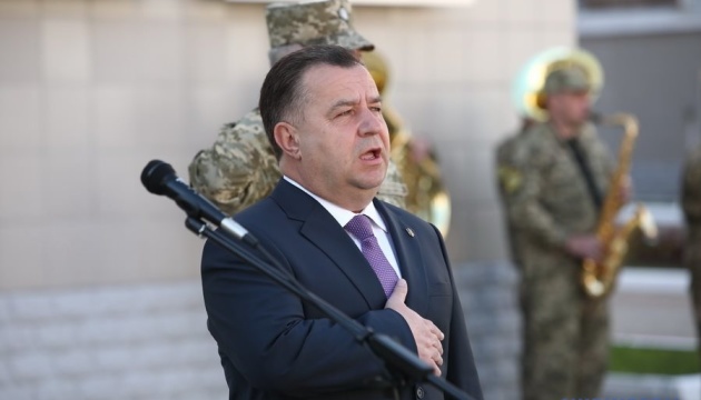 Poltorak bleibt Verteidigungsminister bis zur Entscheidung des Parlaments