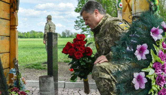 За час агресії РФ на Донбасі загинули 2973 українські бійці