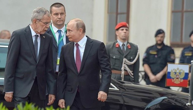 Президент Австрії зустрінеться у Сочі з Путіним