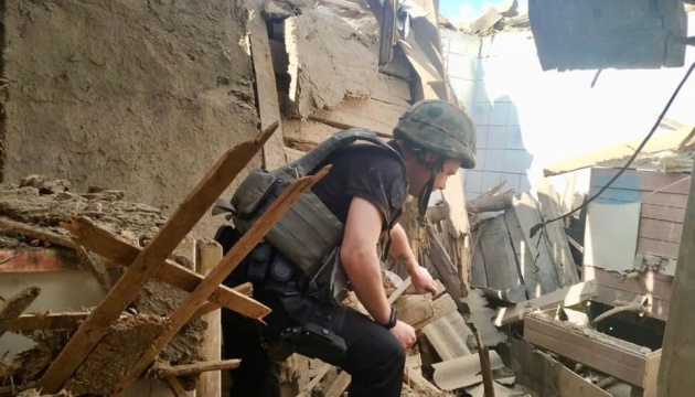 Реактивний снаряд окупантів зруйнував будинок у Золотому Реактивний снаряд окупантів зруйнував будинок у Золотому