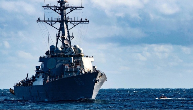 Russia keeps two warships in Black Sea