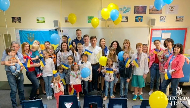 Українці в ОАЕ розпочинають новий освітній формат «Бесіда з дорослим»