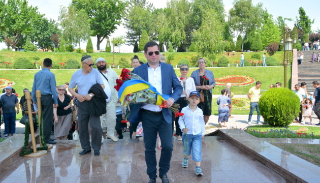 У Ташкенті відбувся мітинг, приурочений до 75-річчя депортації кримських татар