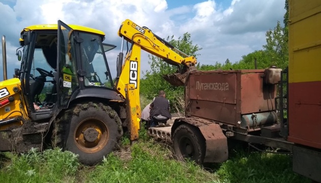 На Луганщині відновлюють інфраструктуру - на Донеччині не дають окупанти