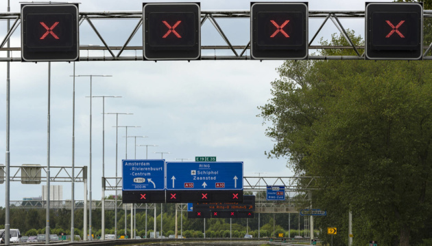 У Нідерландах на дорогах встановлюють “розумні” камери