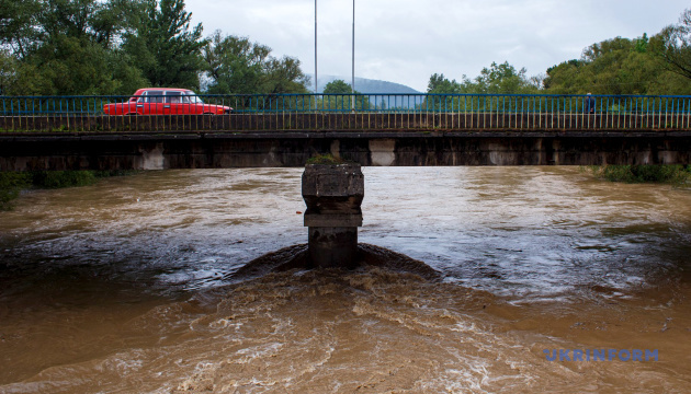 Вода у річках України продовжує підніматися - можливе подальше затоплення