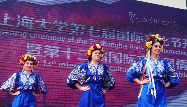 Українські студенти у Китаї посіли призове місце на шанхайському Святі культур