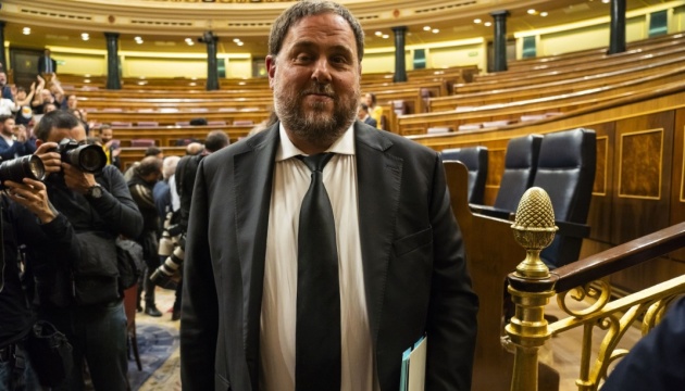 Парламент Іспанії відсторонив ув'язнених каталонських депутатів