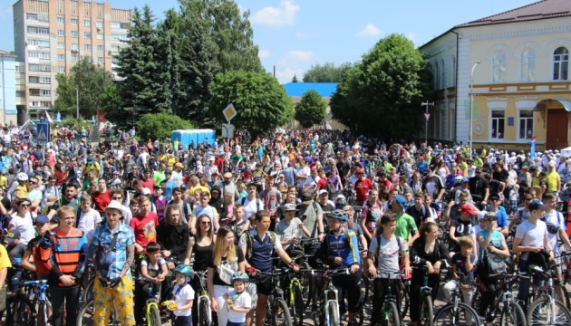 Велодень у Житомирі зібрав понад три тисячі учасників