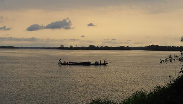 У Конго затонуло судно: 30 загиблих, 200 зниклих безвісти