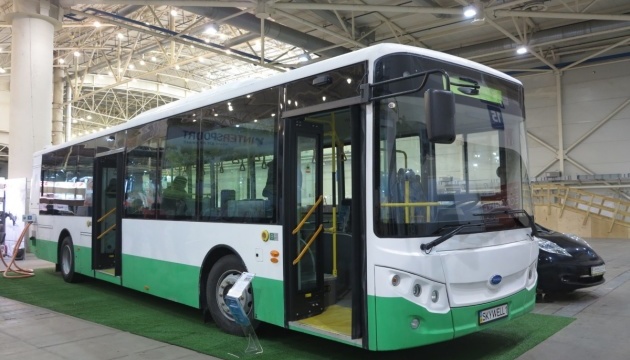 Китайська компанія почне збирати електробуси в Україні