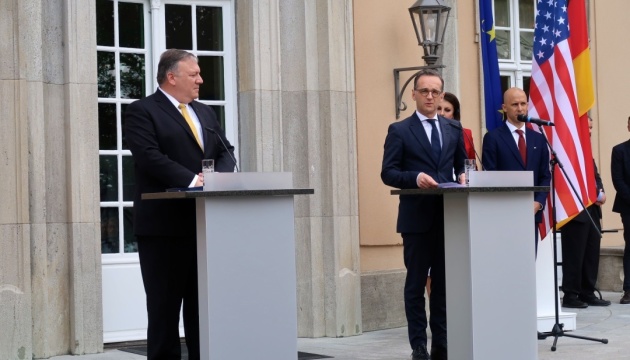 Maas, Pompeo talk about war in Donbas
