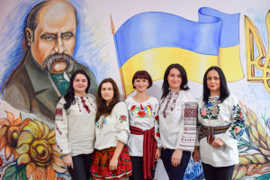 В Україні триває фотоконкурс «Руйнуючи стереотипи: Сильні жінки моєї громади»