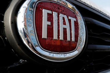 Fiat Chrysler відкликає понад 365 тисяч авто