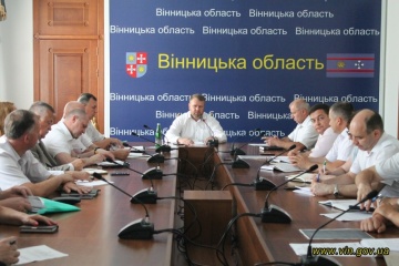 Работу Тростянецкого спиртзавода приостановили из-за жалоб населения на запах